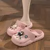 Pantuflas de una pieza Eva con forma de bola de carbón pequeña, con sensación de pisar excremento, Accesorios de dibujos animados, Antideslizantes para bricolaje, Chanclas de playa resistentes al olor