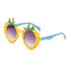 Nuevas gafas de sol para niños niña dibujos animados lindas forma de fresa bebé foto protección UV fabricantes de gafas de sol