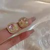 Brincos de Tarraxa Flor de Cristal Rosa Super Fada Estilo Francês, Brincos de Nicho Francês de Luxo Leve, Doce Temperamento para Mulheres no Verão