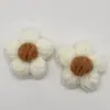 Flor pequeña tejida a mano 4CM pompón de lana flor para accesorios de ropa bolsa pinza para el pelo accesorios broche flor de ganchillo diy