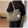 Bolsa de Algodão Acolchoada Outono Inverno Bolsa Tote de Nylon Grande Capacidade Feminina para o Trabalho Leve Versátil Bolsa de Ombro Plissada Bolsa Feminina