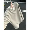 Nueva camiseta de manga larga de otoño, cuello Henley, top de camiseta de manga larga de dos piezas simuladas, camisa base de manga larga suelta de moda para hombre