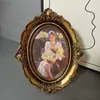 Daifa Estilo Europeo Retro Resina Marco de Fotos Decoración del Hogar Colgante de Pared Artístico Lujo Ligero Tallado Marco de Fotos Decoración de Porche Decoración de Pared