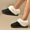 Botas de nieve de gran tamaño para mujer con ribete de pelo para comercio exterior transfronterizo, zapatos cálidos de algodón cortos sin cordones de suela plana para mujer al por mayor