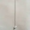 Nuevo Collar Colgante de Calabaza Pequeña Estilo Chino para Mujer, Lujo Ligero, Diseño de Nicho, Minimalista, Cadena para Clavícula Versátil, Nuevo 2024