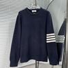 Venta Directa de Fábrica Marca de Moda Versión Alta Tb Suéter Grueso Suelto Cómodo Unisex con Mangas de Cuatro Barras