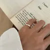 Anillo Liso de Plata de Ley S925 para Mujer, No se Desvanece, Estilo de Nicho de Gama Alta, Lujo Ligero, Colección Versátil de Anillos de Dedo Minimalistas Abiertos