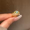 Nuevo anillo de estilo chino distintivo, exquisito, con forma de serpiente y flor, diseño de nicho, sensación de temperamento, retro, de moda, ligero, de lujo, combina con todo.