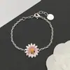 Conjunto Novo Modelo Primavera Dior/Réplica Dior com Logo, Flores Margaridas, Abelha, Conjunto Cd, Versão de Luxo, Conjunto Transfronteiriço Finamente Trabalhado