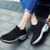 2019 versión pública primavera nuevo antideslizante suela suave caña baja calcetines de madre zapatos zapatos casuales deportivos comercio exterior talla grande zapatos de mujer