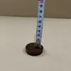 Muñeca Artesanal de Lana Reina Madera Maciza Retro 4cm Color Nogal con Base de Soporte para Agujas No Requiere Instalación