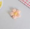 Lindo Broche de Flor de Lana Esponjosa Color Flor Corazón de Chica de Té con Leche Colgante para Bolsa Accesorios para Ropa Mujer