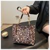 2026 Nueva Moda de Verano Versátil Estampado de Leopardo Bolso de Hombro Único para Debajo del Brazo Bolso de Mujer Bolso Tote de Gran Capacidad Venta al por Mayor