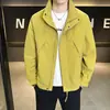 Chaqueta de Otoño para Hombre con Cuello Alto 2026 Nueva Tendencia Chaqueta de Trabajo Moda Casual Versátil Manga Larga Abrigo Corto
