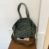 Bolso de hombro con estampado de leopardo nuevo 2026, gran capacidad, bolso tote para ir al trabajo, bolso cruzado casual de lona para mujer