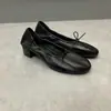 En stock Versión de piel de cordero~ Puntera redonda Bailarinas con lazo 2026 Nuevas Tacón grueso Zapatos de un solo color Estilo coreano para mujer Suela suave Zapatos pequeños de piel