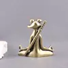 Pieza decorativa coleccionable de estilo bronce antiguo de un Guerrero Rana sosteniendo una Espada, Adecuado para Viajes, Mercado Nocturno, Decoración Vintage y Antigüedad Conmemorativa