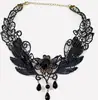 Europa y Estados Unidos exageraron collar de encaje de moda colgante de flor de rosa negra collar con colgante de gema fabricantes al por mayor