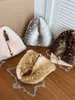 Bolsas de Peluche de Moda Transfronterizas Otoño 2026, Bolsas Peludas de Bloques de Color, Bolsos de Hombro y Cruzados de Nicho de Gama Alta