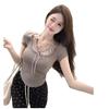 Camiseta de Manga Corta para Mujer, Estilo Francés Delgado de Verano, Cuello Halter de Puro Deseo, Falso Dos Piezas, Top Corto Irregular de Hombro Normal, Moderno