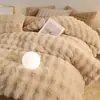 Conjunto de Pelúcia de Coelho Classe A Quatro Peças Malha de Leite Outono e Inverno Pelo de Coelho Angorá Capa de Edredom Mais Veludo Espessado Quente Casa Dormitório Conjunto de 3 Peças