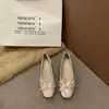 2026 Moda Novidades Bico Quadrado Bolinhas Francesas Sapatilha Salto Baixo Sapatos Individuais Meninas Laço Salto Grosso Mary Janes