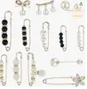 Pin Fijo para Ajustar la Cintura del Pantalón Ropa Cintura Cardigan de Mujer Pin de Botón Suéter Broche de Perla Anti-Luz Hebilla de Cintura Ajustada