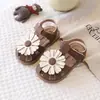 Sandálias Florais de Girassol para Meninas 2026 Verão Novo Versátil Sapatos de Princesa Estilo Coreano Sapatos Versáteis de Praia para Meninas