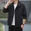 Chaqueta de primavera y otoño para hombre, joven y de mediana edad, chaqueta de trabajo con cuello alto, chaqueta moderna ligeramente holgada para hombre, impermeable y cortavientos para jóvenes