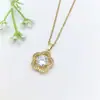 Collar de Acero Inoxidable para Mujer Joyería de Nicho Versátil Colgante de Cobre Cadena Elegante para Clavícula Joyería Cadena de Lujo Ligero