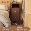 Mesita de noche madera maciza pequeña para hueco de mesita de noche extremadamente estrecho armario de almacenamiento para el hogar mesa lateral de dormitorio ultranarrow mueble estrecho mini creativo