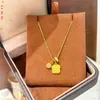 Collar de Pez Dorado Chapado en Oro Latón Cepillado Estilo Tendencia Nacional Cadena para Clavícula de Pez Pequeño de Lujo Ligero Que No Se Desvanece Fácilmente