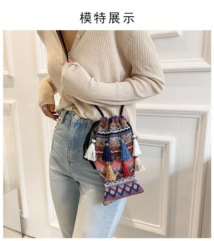 包包女可爱小挎包小鱼包云南民族风刺绣可爱逛街女士手机包单肩包