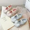 Zapatos de Cuero con Lentejuelas Estilo Dulce para Niñas 2026 Primavera/Verano Nuevos Zapatos de Princesa con Lazo y Perlas para Actuación y Baile
