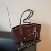 Bolso Tote Gran Capacidad para Mujer Bolso de Viaje 2026 Nuevo Diseño Retro de Nicho Bolso con Estampado de Leopardo Bolso de Hombro Único