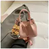 Bolsa de Mão Feminina de Alto Acabamento Nova Tendência Primavera 2026 Estilosa Casual Fashionável Bolsa de Ombro Bolsa Saco Transversal