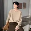 Nova camiseta masculina simples estilo coreano 2026, resistente a rugas, com decote V e mangas compridas, adequada para primavera e outono, com corte solto