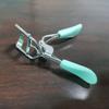 Duck tongue handle ferramentas de beleza portáteis cílios falsos dispositivo auxiliar regular cílios curler mulheres maquiagem em estoque atacado
