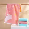 Toalla de Dibujos Animados para Bebé de Jardín de Infancia al por Mayor Toalla de Mano Suave Absorbente Toalla Facial para Estudiantes Toalla Infantil Lista para Entrega
