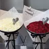 Novo Produto para o Festival QixiAcessórios de coração em couro, embalagem de buquê de flores, decorações florais românticas em formato de coração atacado