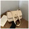2026 Nuevo Modelo Bolso Pequeño Cuadrado Cruzado de un Solo Hombro para Mujer, Bolso Baguette Versátil de Gama Alta para el Trabajo, Diseño de Nicho, Bolso de Hombro