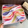 Bufanda Estampada de Imitación Seda con Onda Degradada Primavera Verano, Chal de Gama Alta, Bufanda para el Cuello con Protección Solar, Pañuelo para la Cabeza, Bufanda