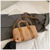 Bolsa de pelúcia, bolsa de mão clutch requintada de outono e inverno, nova bolsa Boston de lã de cordeiro 2026, bolsa transversal para mulheres