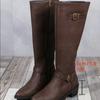 Botas de Cavaleiro 2024 Novo Estilo Feminina Salto Quadrado Europeia e Americana Cano Alto Fivela de Cinto Cor Sólida Botas Femininas Salto Bloco Casual Versátil