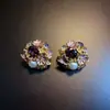 Brincos Roxos Vintage com Design Floral