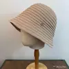 Chapéu Bucket Dobrável de Moda Nova para Primavera e Verão para Mulheres, Chapéu Bucket de Tricô Estilo Fresco, Chapéu de Pescador Simples Versátil para Proteção Solar