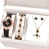 Novo Relógio de Pulso Feminino Moda Transfronteiriça Luxo Leve Quartzo Padrão Borboleta Clássico Mostrador Diamante Digital Feminino Estoque Pronto Atacado