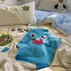 Novo Conjunto de Quatro Peças Bordado Chenille Algodão Lavado Nuvem Super Macio Capa de Edredom Macia Amiga da Pele Conjunto de Três Peças para Dormitório Estudantil Venda por Atacado