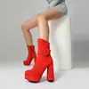 Botas de Plataforma Impermeables Estilo Nuevo para Mujer Tacón Grueso Hebilla en Forma de Corazón Zapatos de Mujer 2026 Otoño/Invierno Comercio Exterior Talla Grande 44
