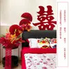 Decoración de Habitación de Boda Adornos de Flores Artificiales de Mesita de Noche Palabras Felices Rojas Decoración Romántica de Dormitorio de Boda Linterna Set de Boda